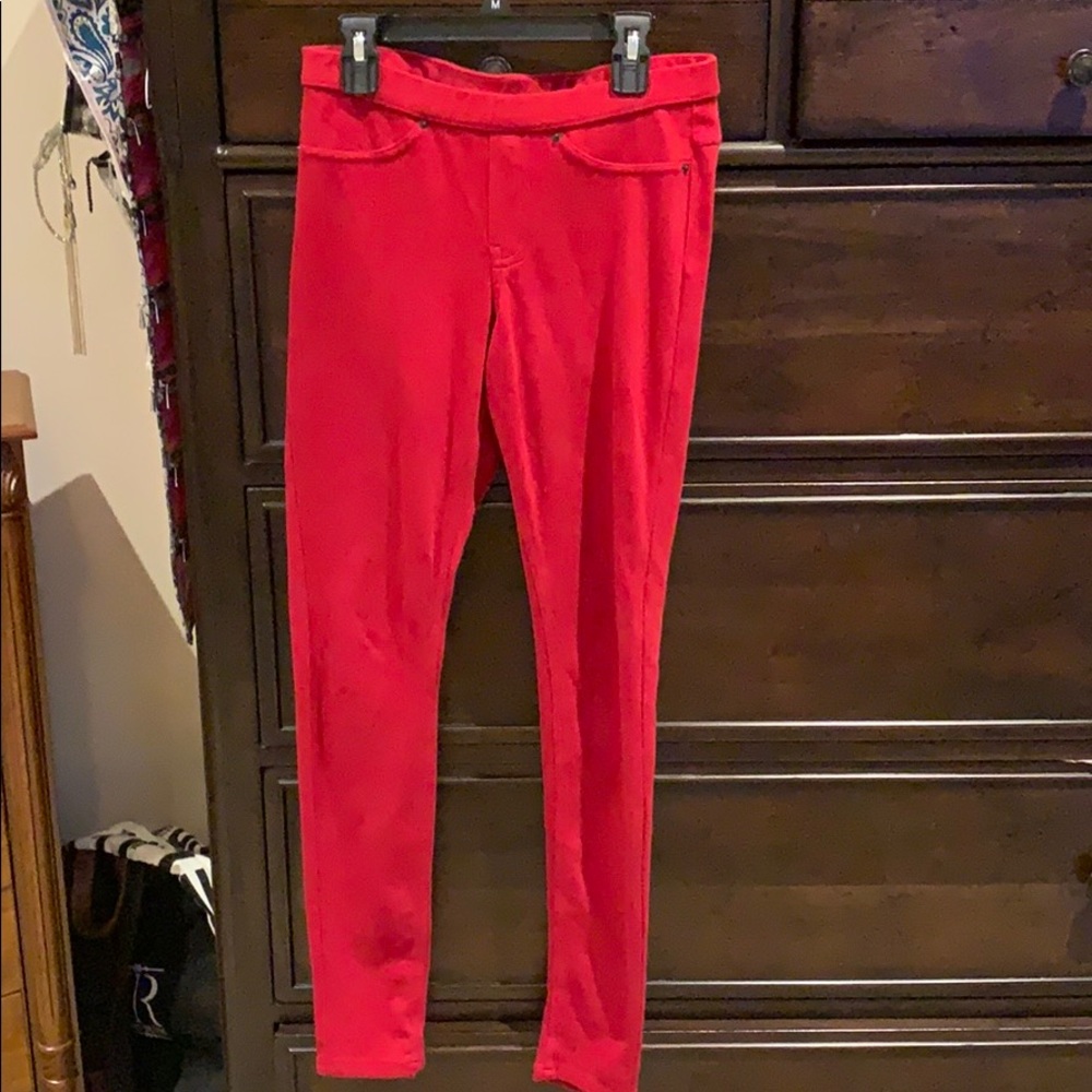 Red jeggings